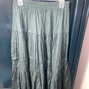 DARK GREEN SKIRT